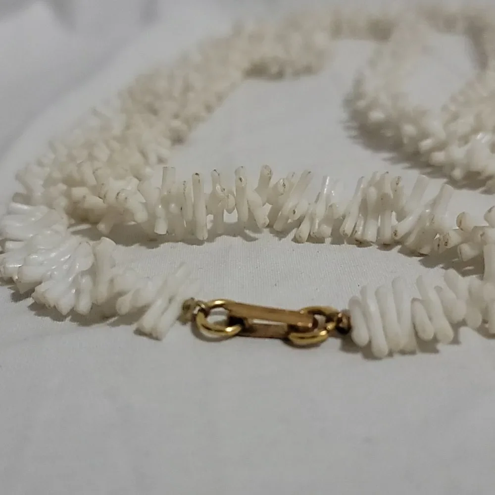 Vintage costume jewelry necklace
